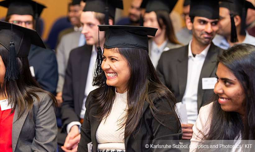 Master Students graduating with a degree in Optics & Photonics 